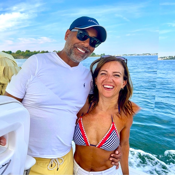 Meet your Posher, Amy - Picture 1 of 3